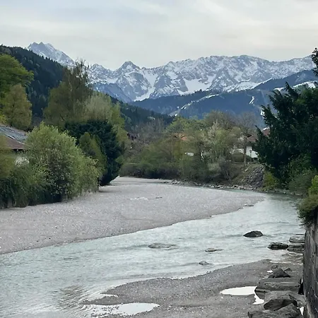 Lägenhet Zugspitze 6 Mit Sauna In Bei Garmisch-partenkirchen