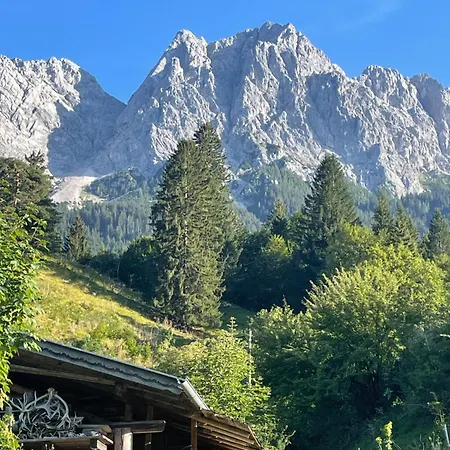 Lägenhet Zugspitze 6 Mit Sauna In Bei Garmisch-partenkirchen